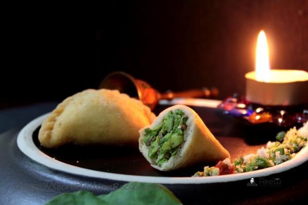 photo of palak karanji - a maharashtrian sweet prepared with a twist.