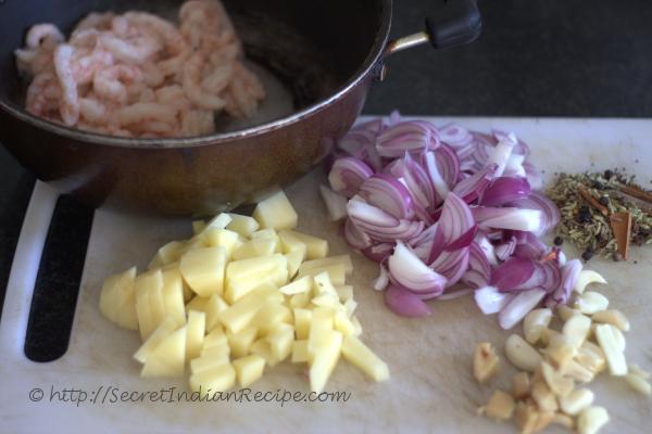 photo of chemeen vindaloo (prawns vindaloo)