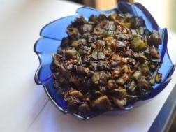 Picture of: Bhindi Do Pyaza (Okra cooked with Onions)