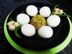 photo of khara manda (semolina dumplings with soya stuffing)